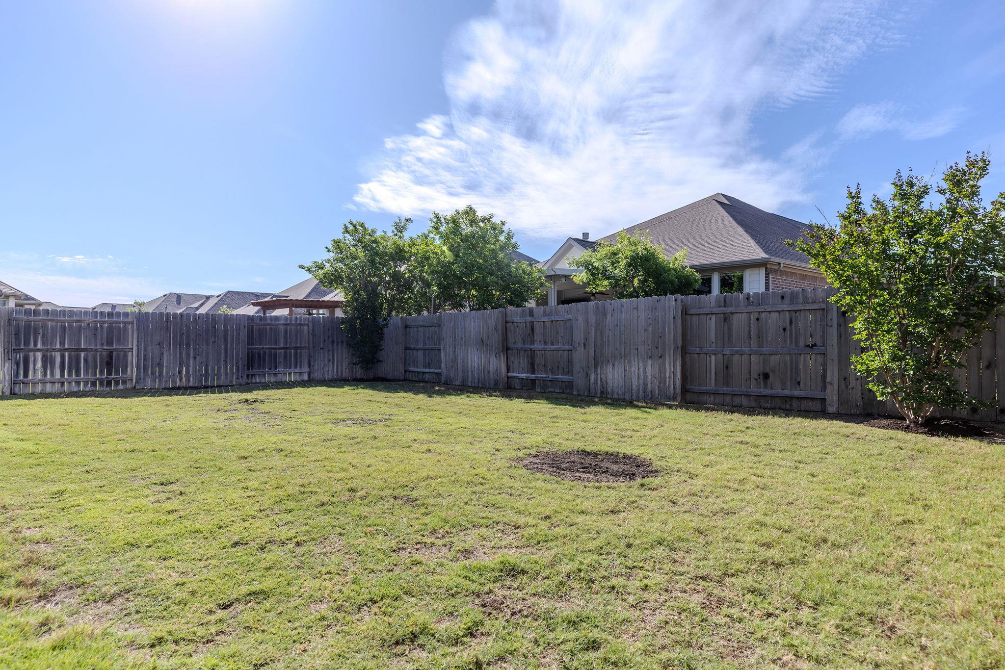 825 Whitetail Dr, Round Rock, TX 78681