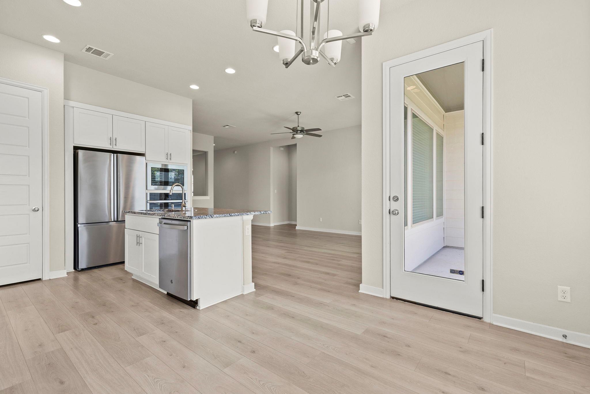 825 Whitetail Dr, Round Rock, TX 78681