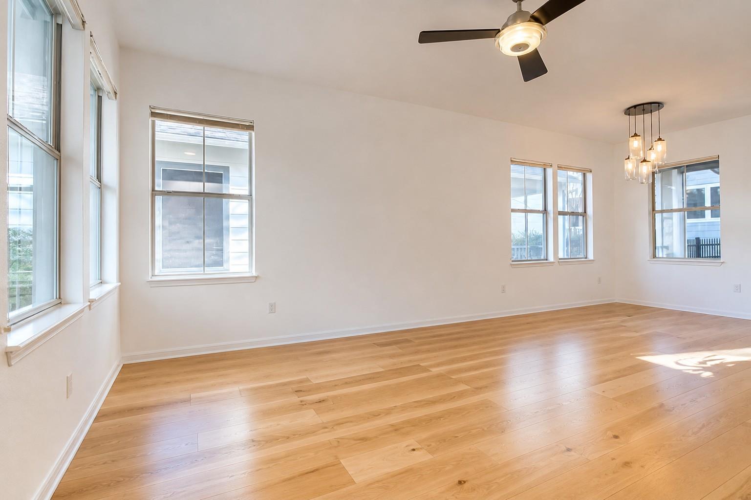 1011 Brodie St # 32, Austin, TX 78704