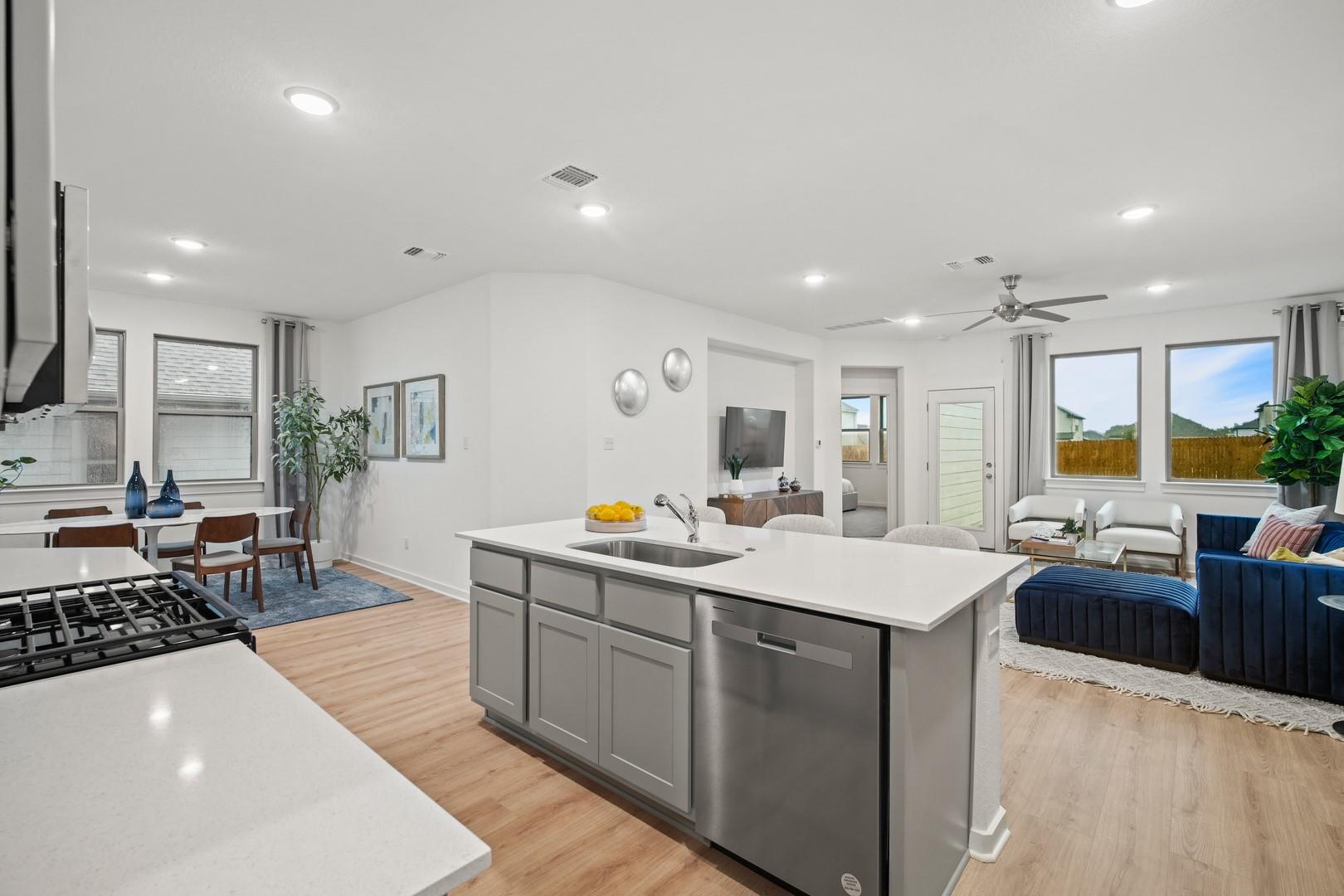 190 Hornet St, Elgin, TX 78621