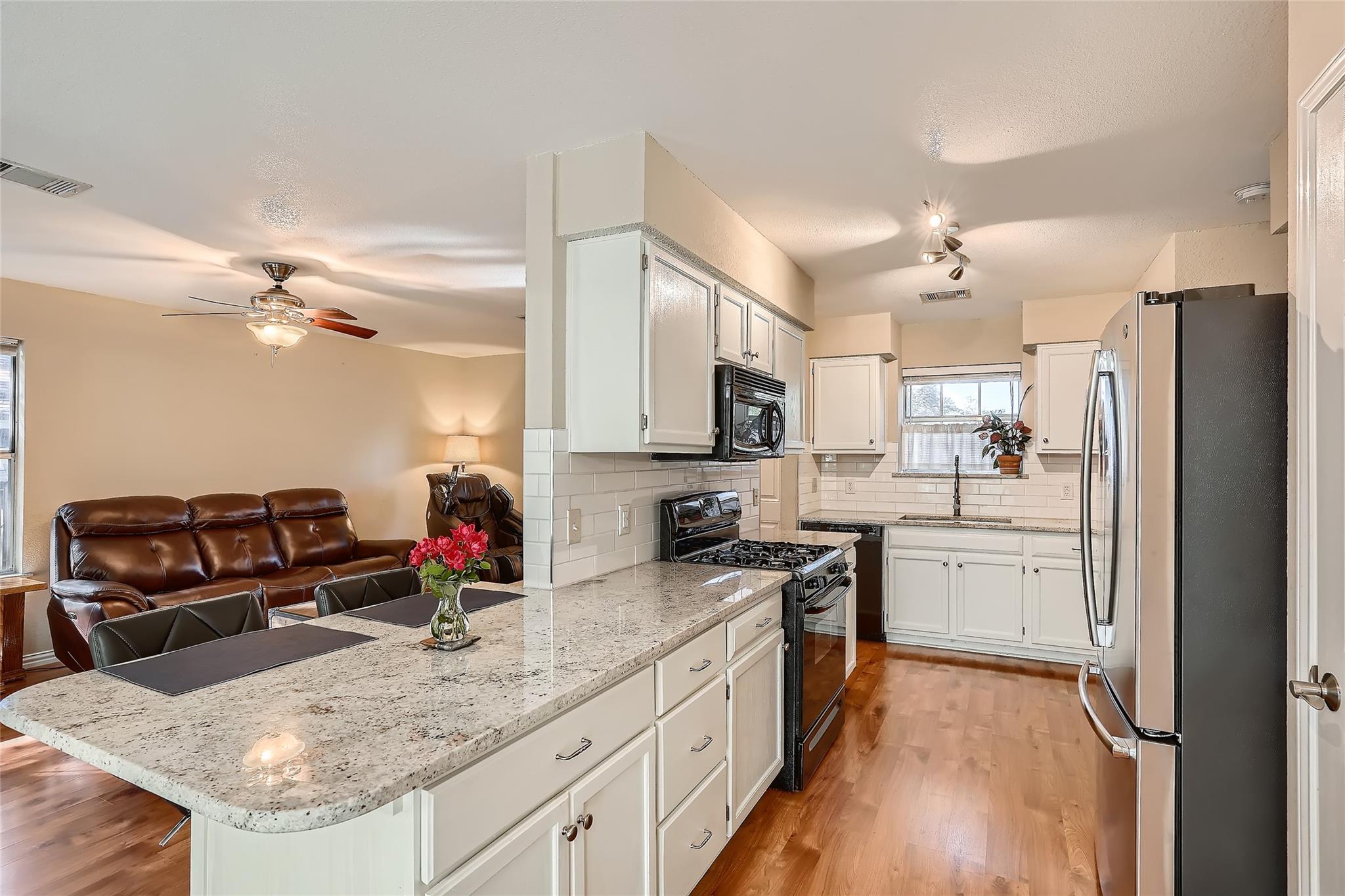 7023 Riverton Dr, Austin, TX 78729