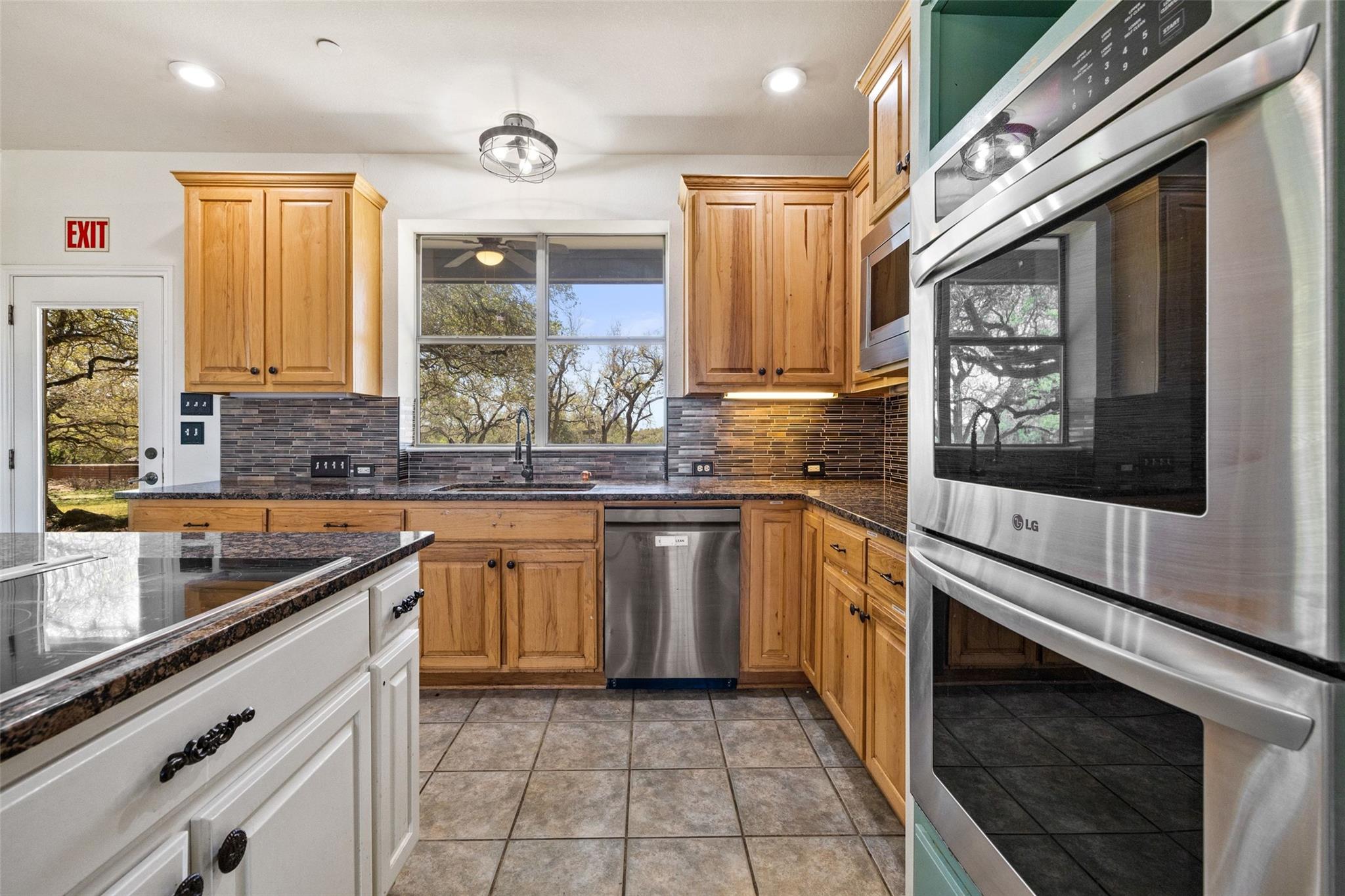 815 Elliott Ranch Rd, Buda, TX 78610