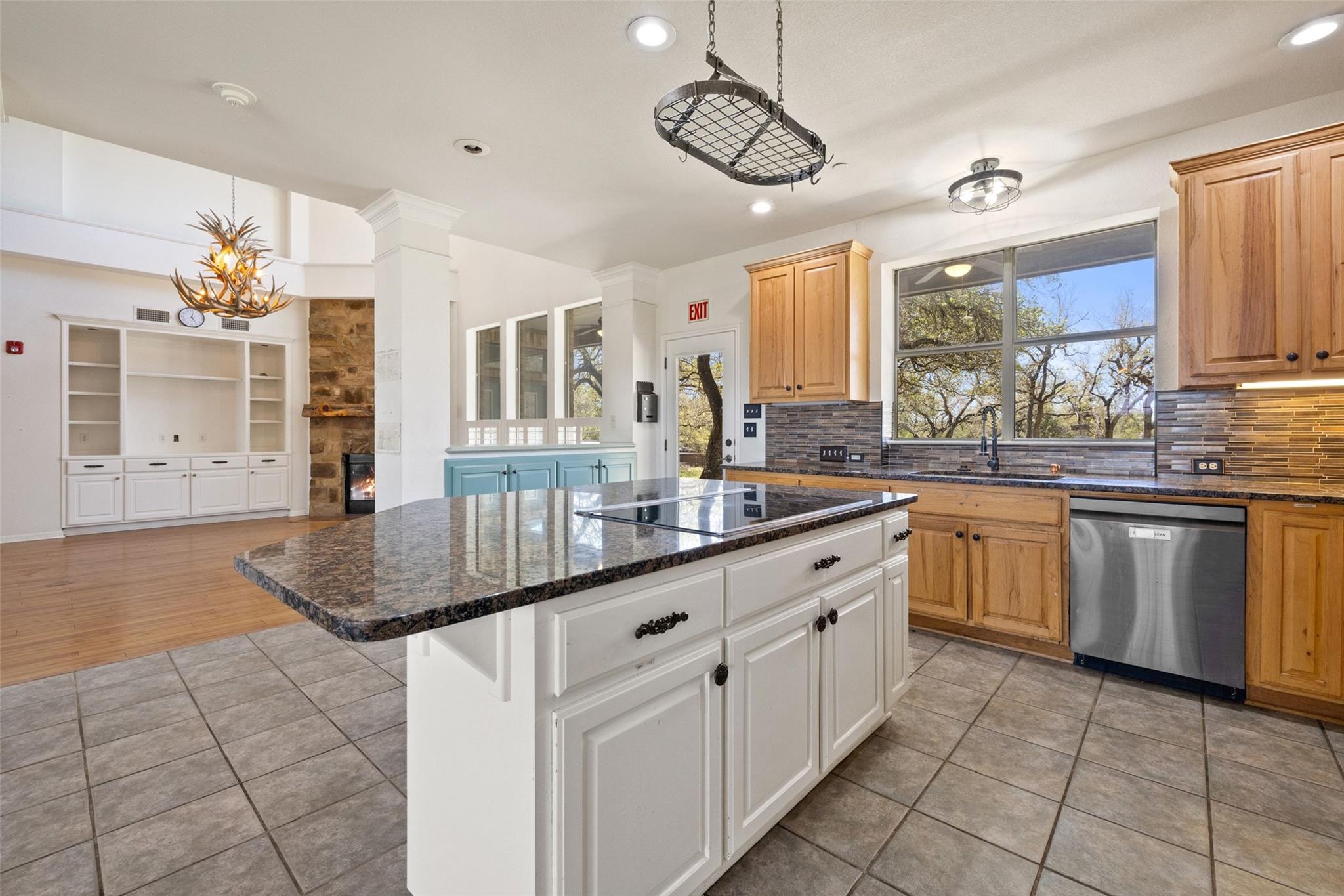 815 Elliott Ranch Rd, Buda, TX 78610