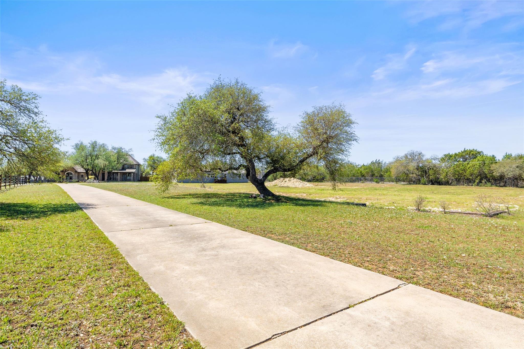 815 Elliott Ranch Rd, Buda, TX 78610