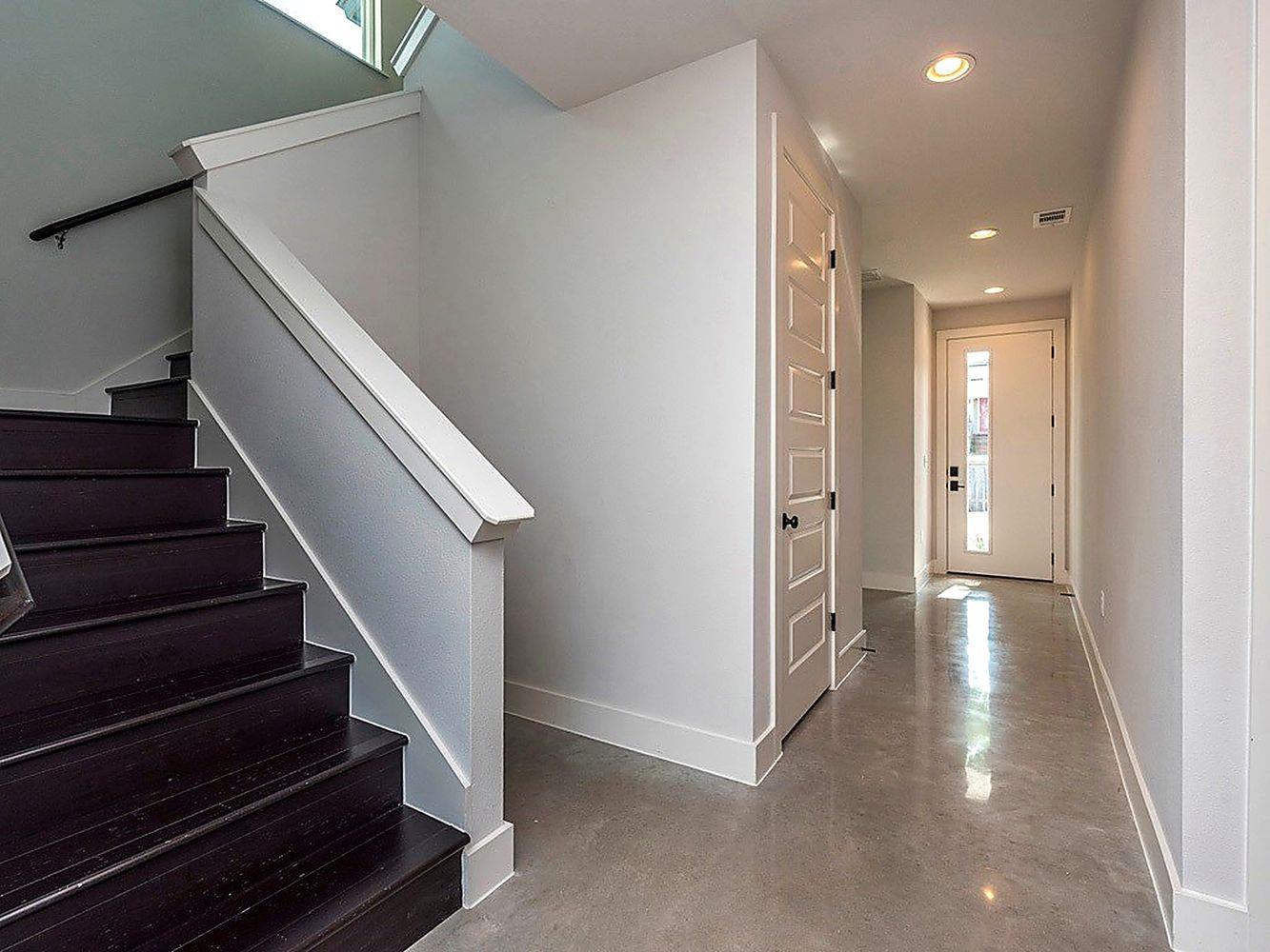 1182 Ridgeway Dr # A, Austin, TX 78702