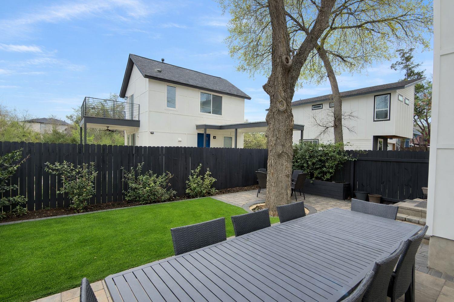 1182 Ridgeway Dr # A, Austin, TX 78702