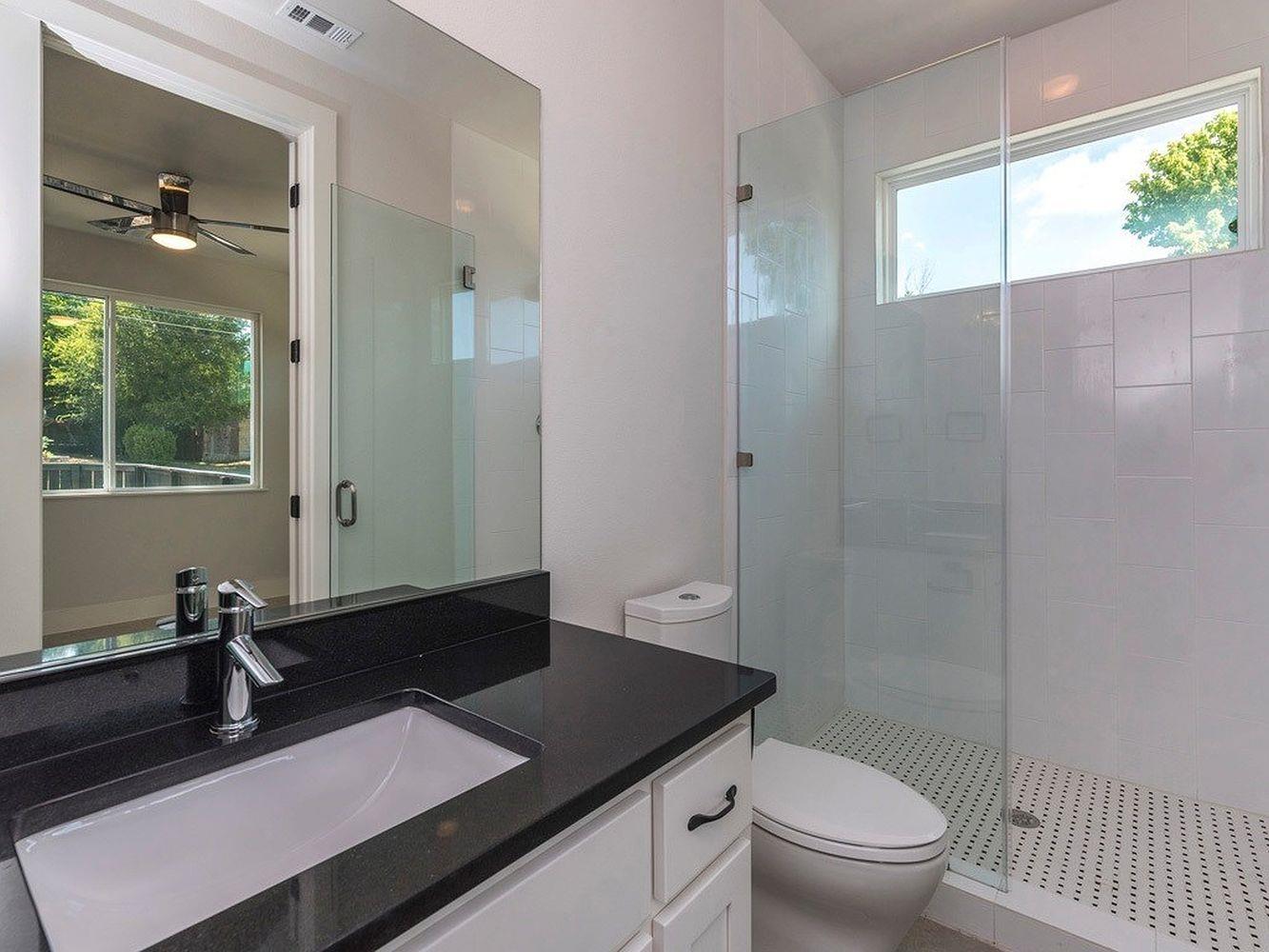 1182 Ridgeway Dr # A, Austin, TX 78702