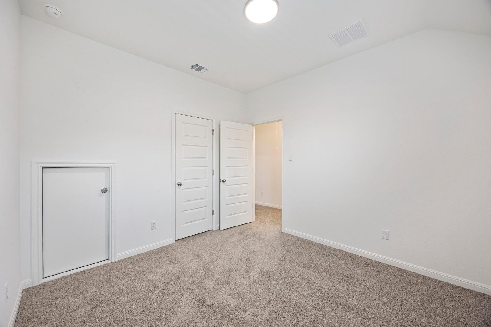 184 Hornet St, Elgin, TX 78621