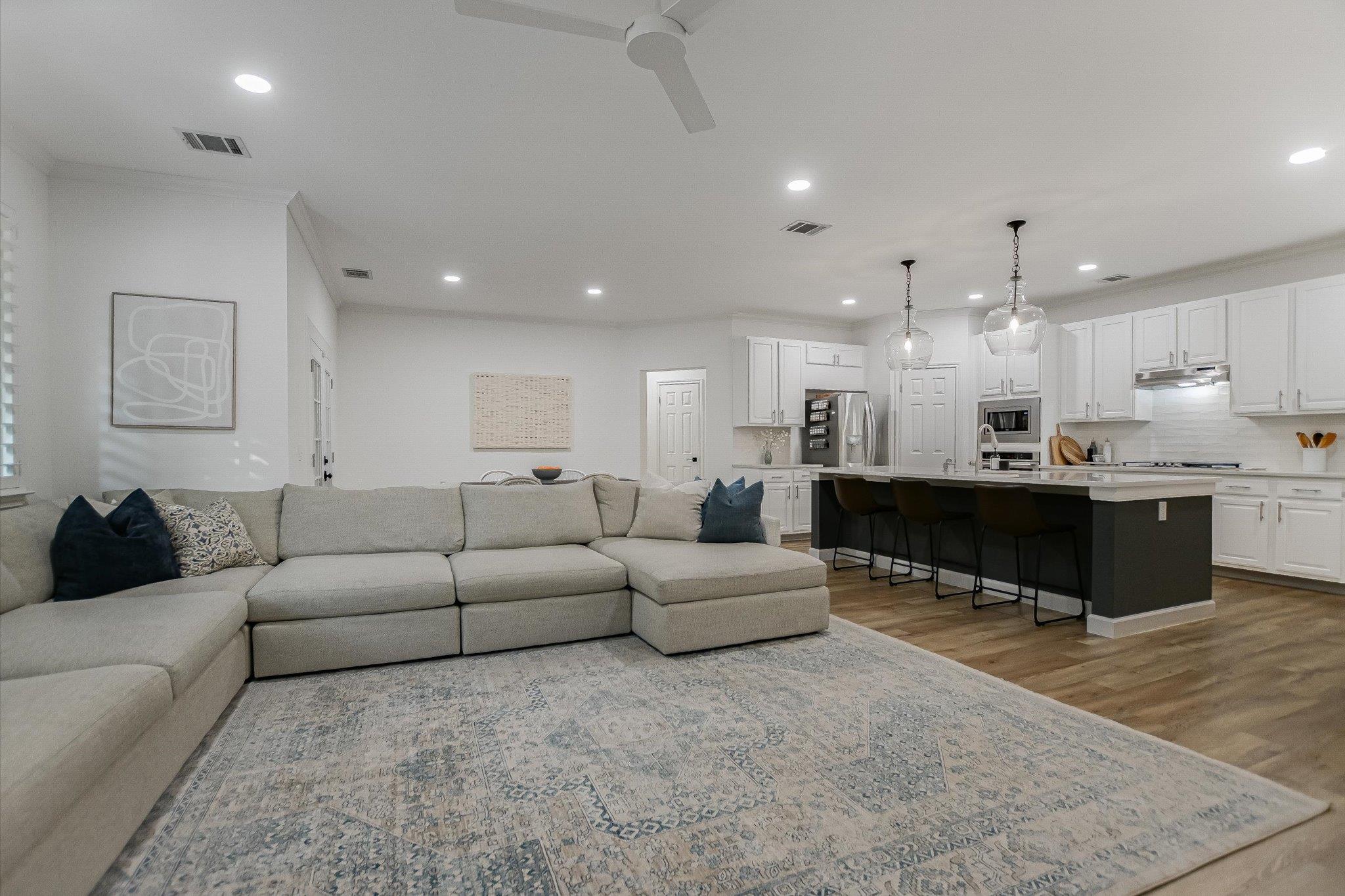 16116 Braesgate Dr, Austin, TX 78717