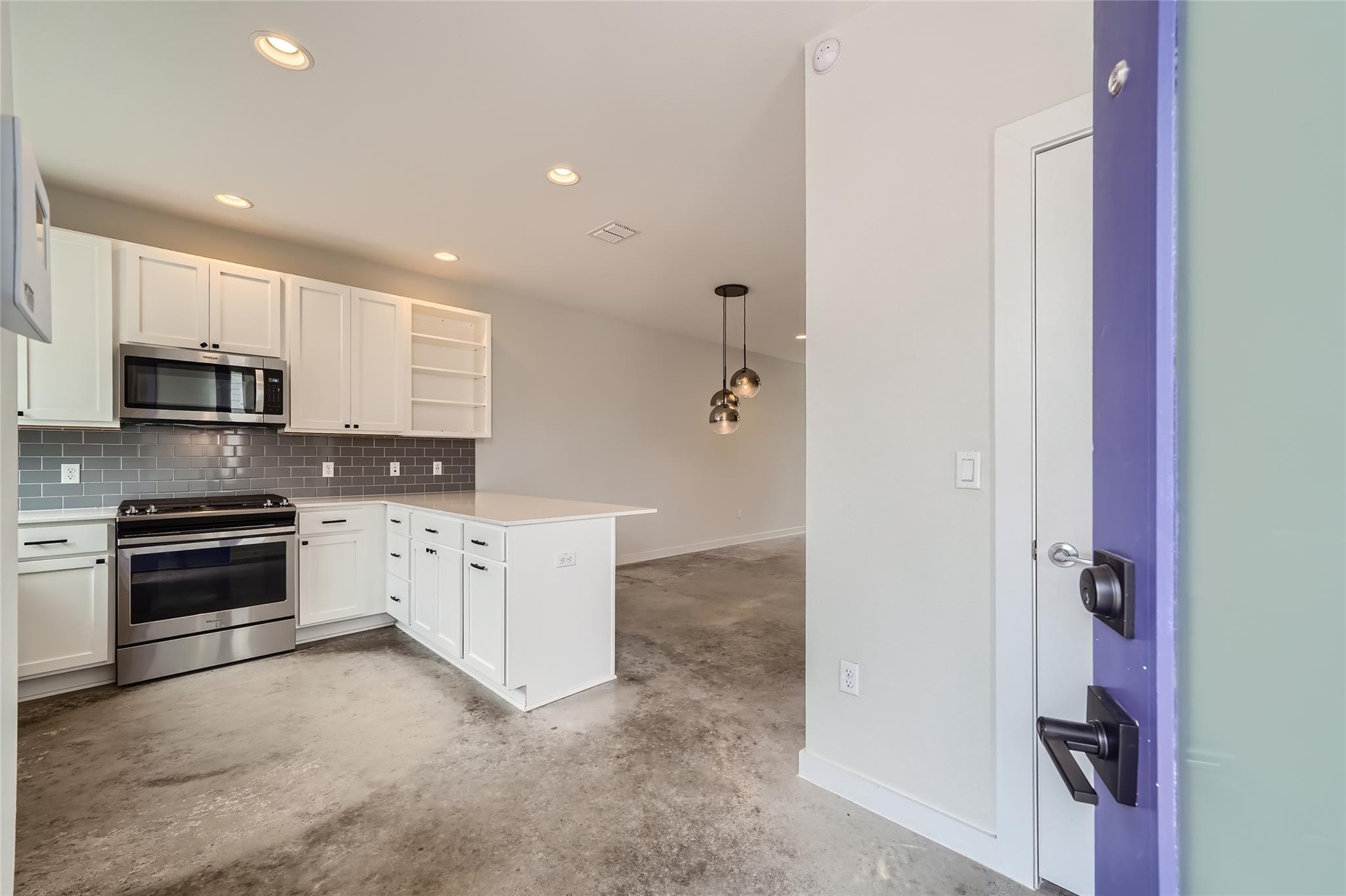 801 N Bluff Dr # 46, Austin, TX 78745