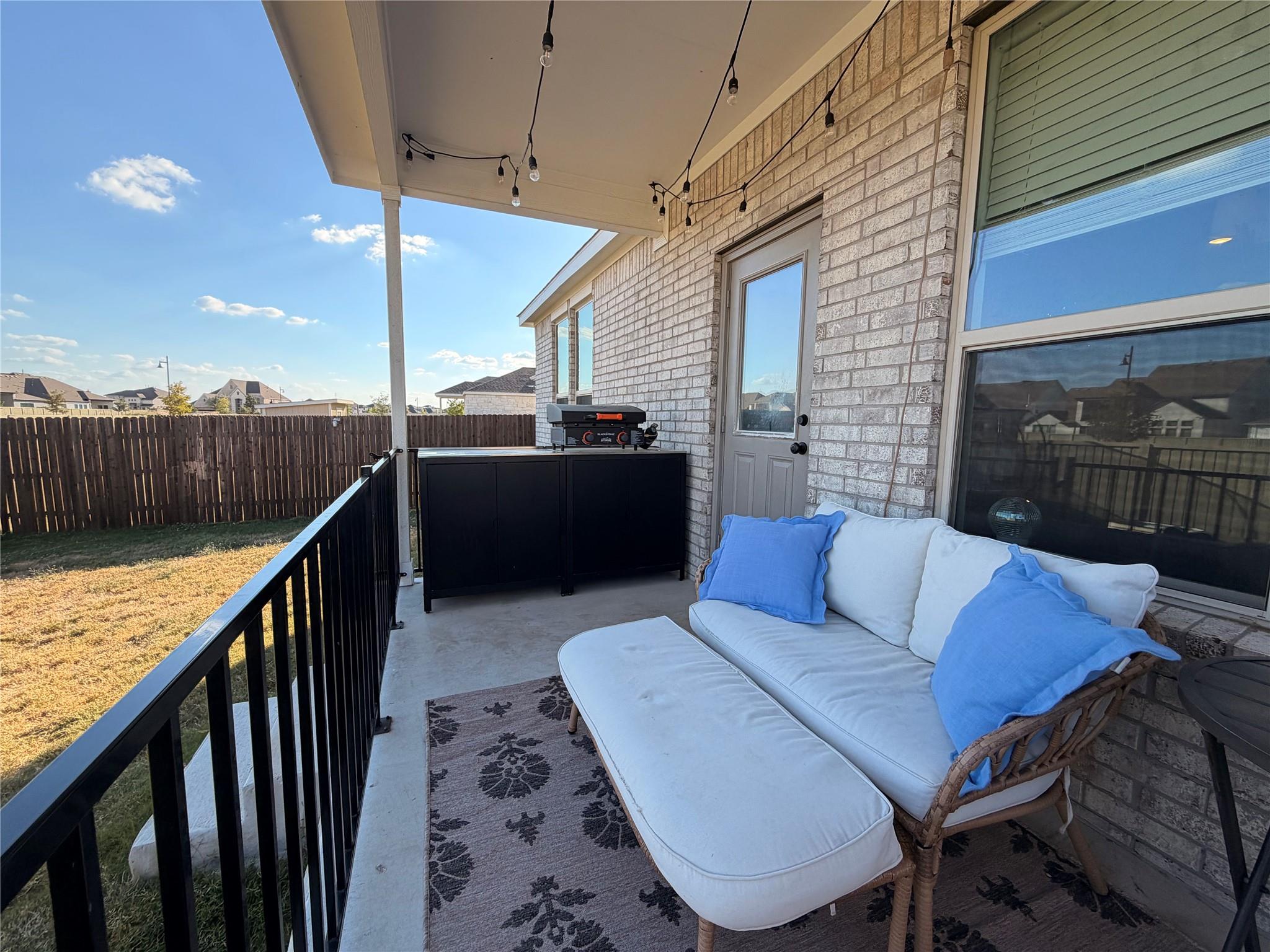 112 Bennington Dr, Liberty Hill, TX 78642