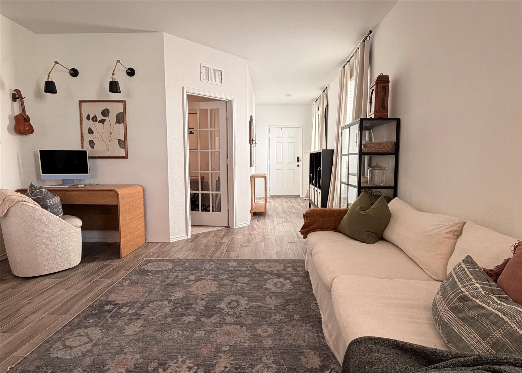 112 Bennington Dr, Liberty Hill, TX 78642