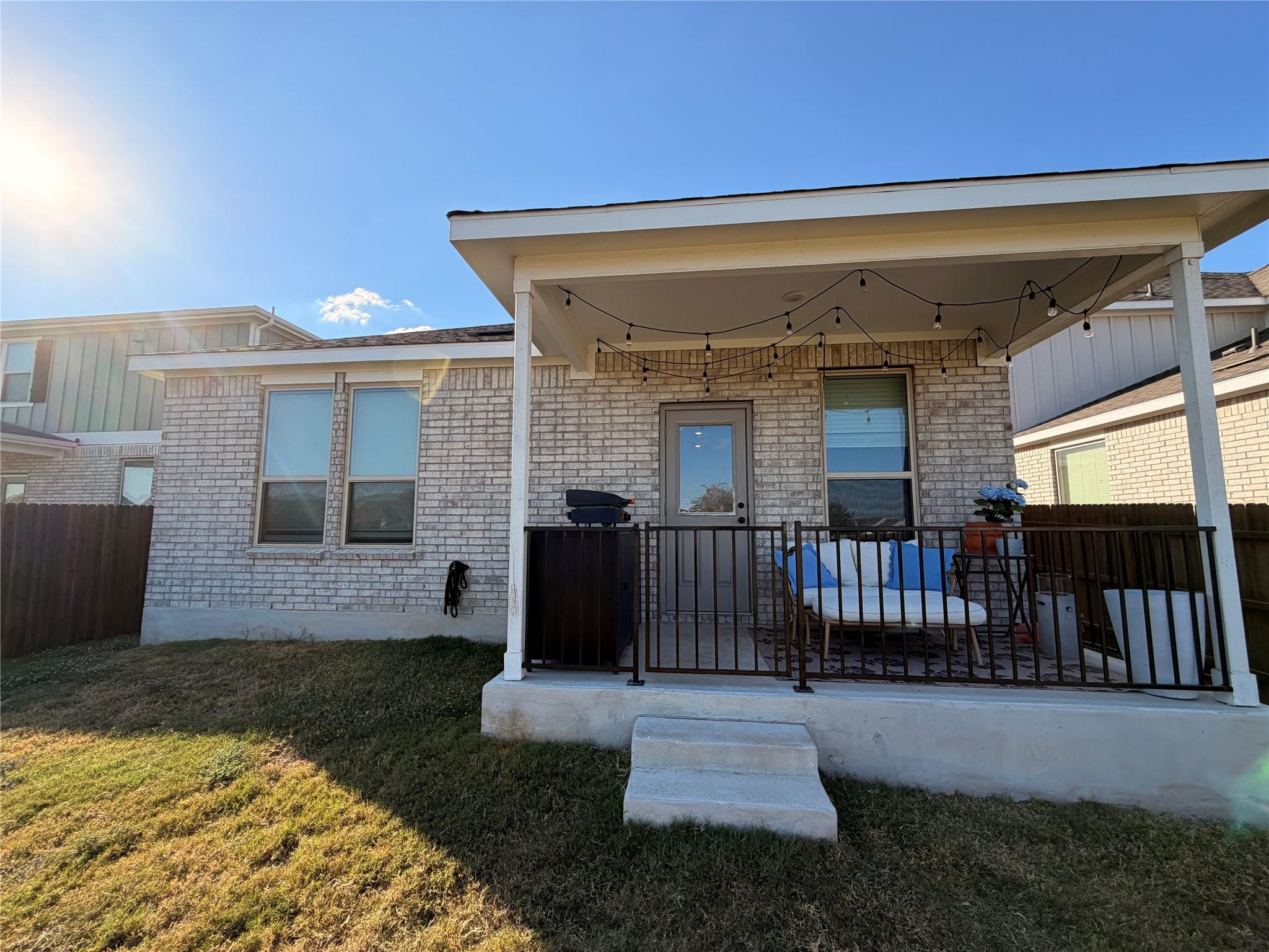 112 Bennington Dr, Liberty Hill, TX 78642