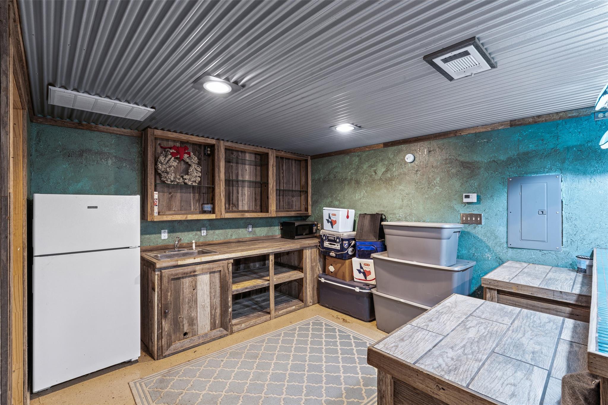 1507 N Cleveland Ave, Cameron, TX 76520