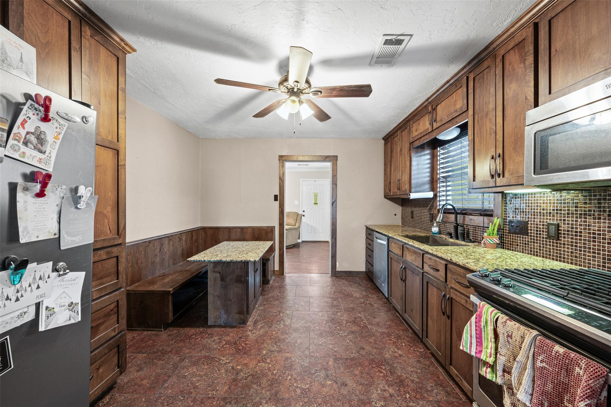 1507 N Cleveland Ave, Cameron, TX 76520