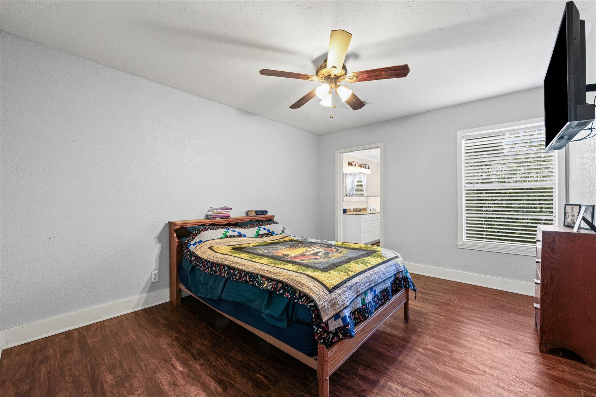 1507 N Cleveland Ave, Cameron, TX 76520