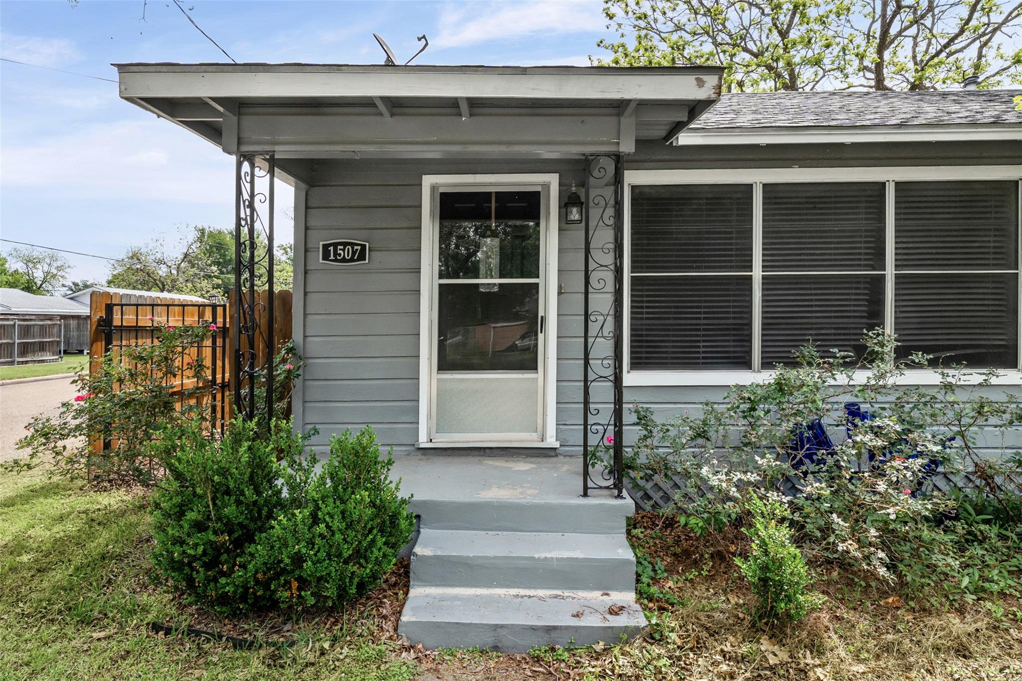 1507 N Cleveland Ave, Cameron, TX 76520