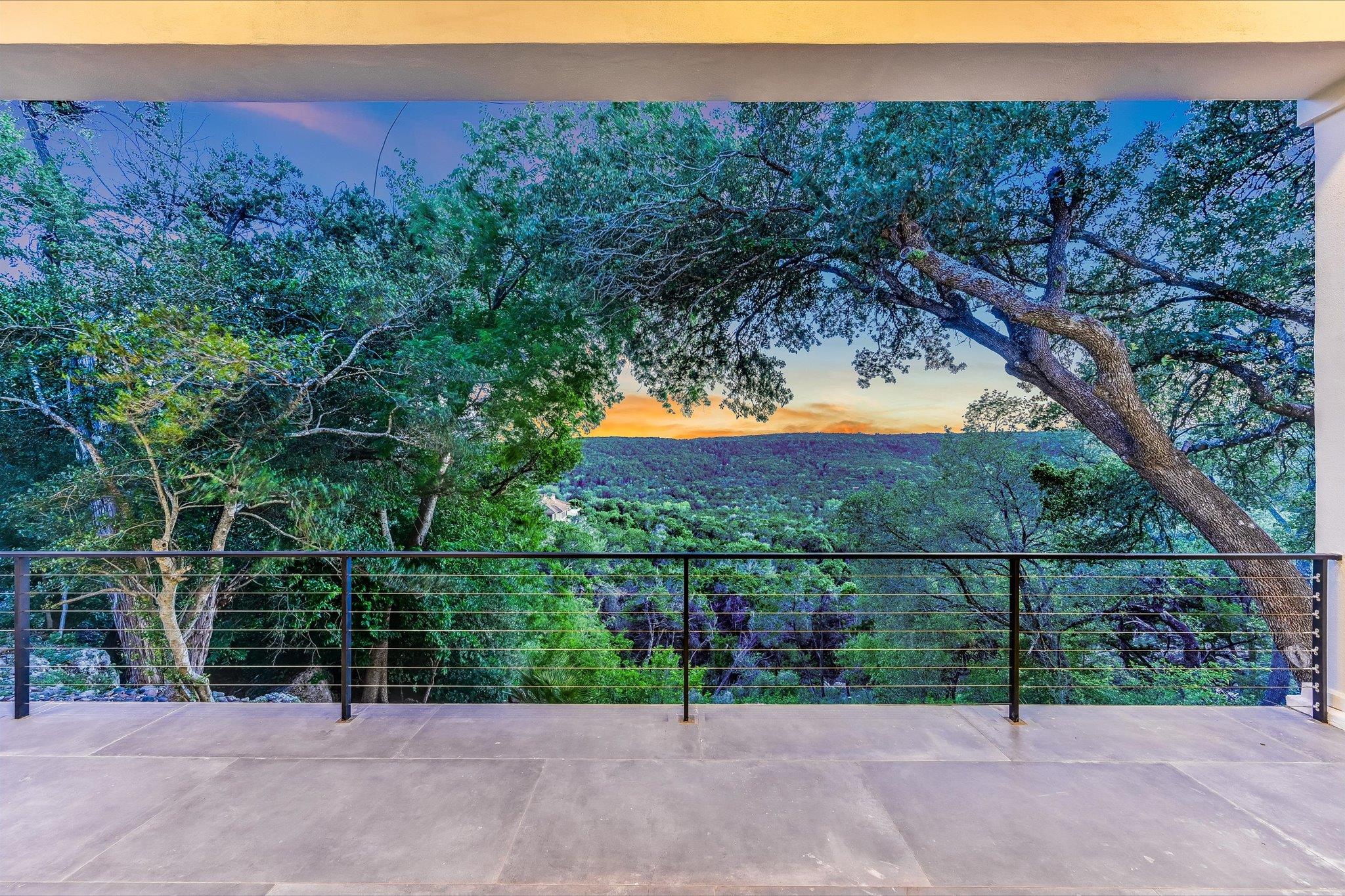 9409 Bell Mountain Dr, Austin, TX 78730