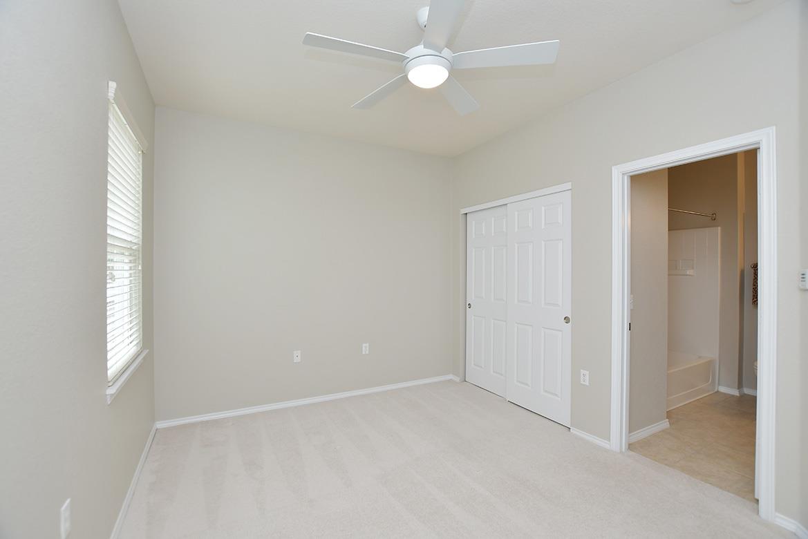 203 Winter Dr, Georgetown, TX 78633