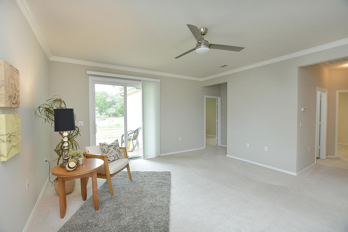 203 Winter Dr, Georgetown, TX 78633