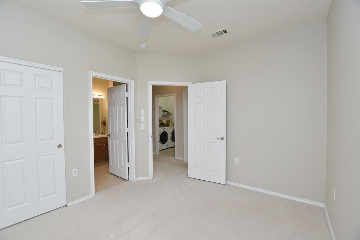 203 Winter Dr, Georgetown, TX 78633