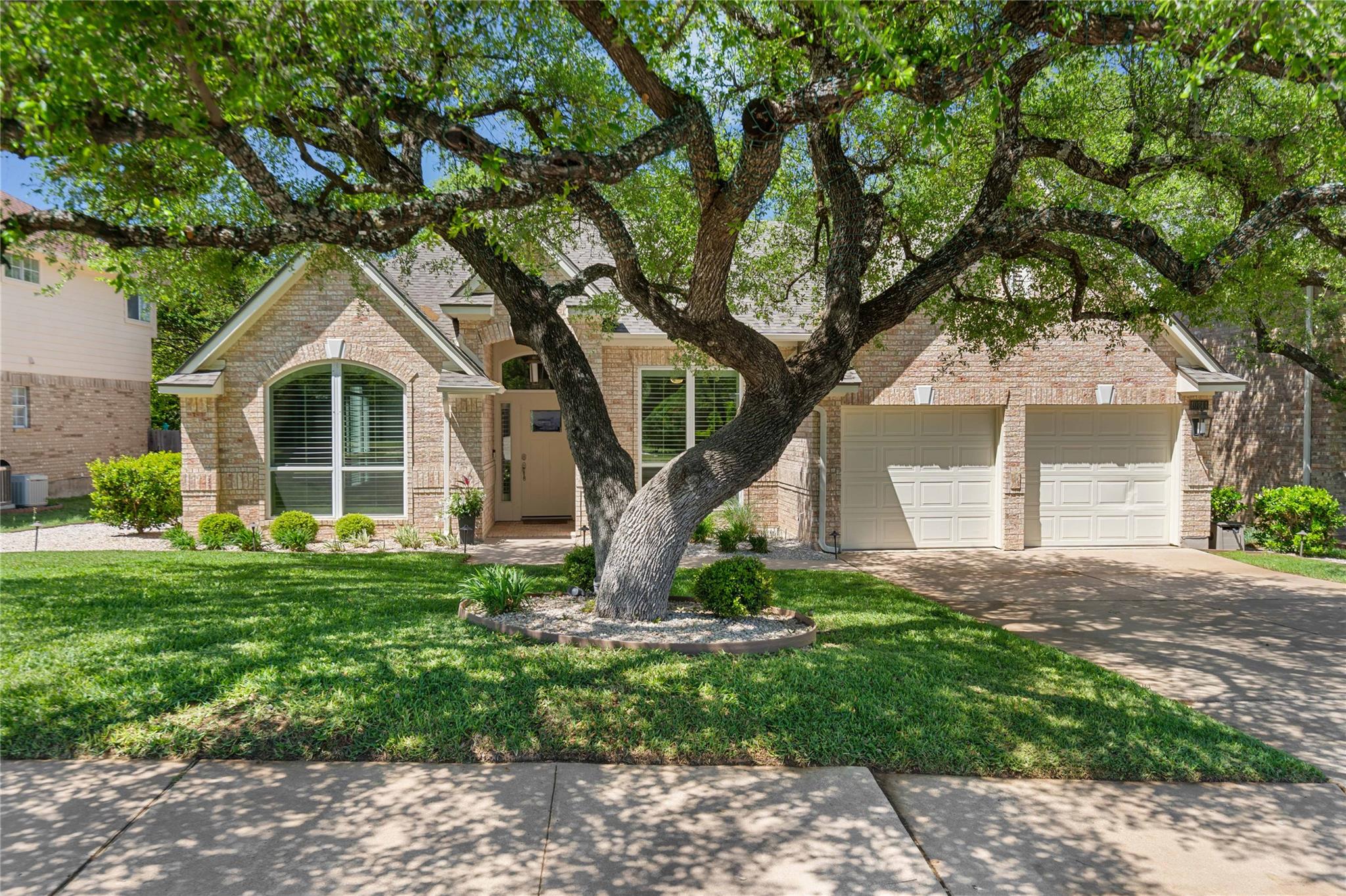10744 Chestnut Ridge Rd, Austin, TX 78726
