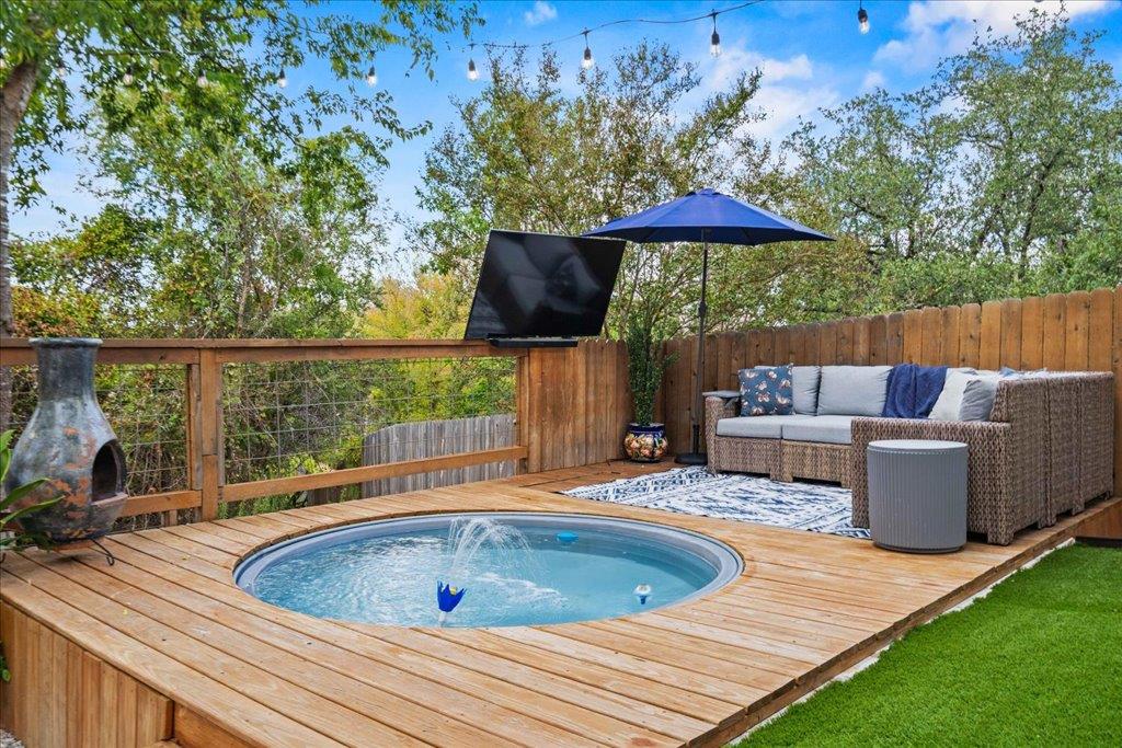 10744 Chestnut Ridge Rd, Austin, TX 78726