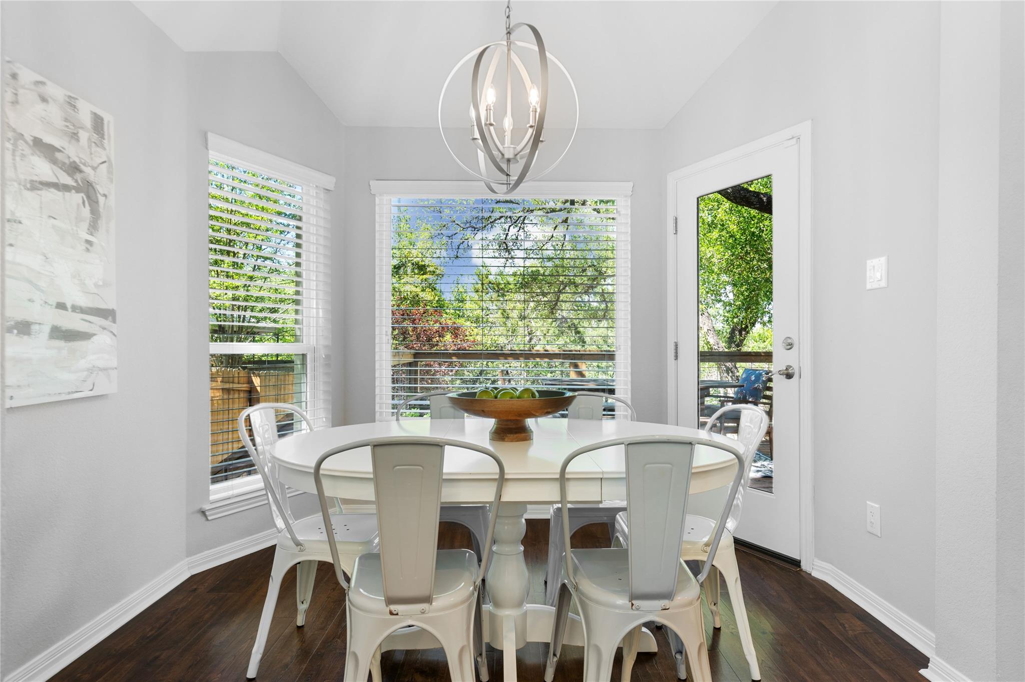 10744 Chestnut Ridge Rd, Austin, TX 78726