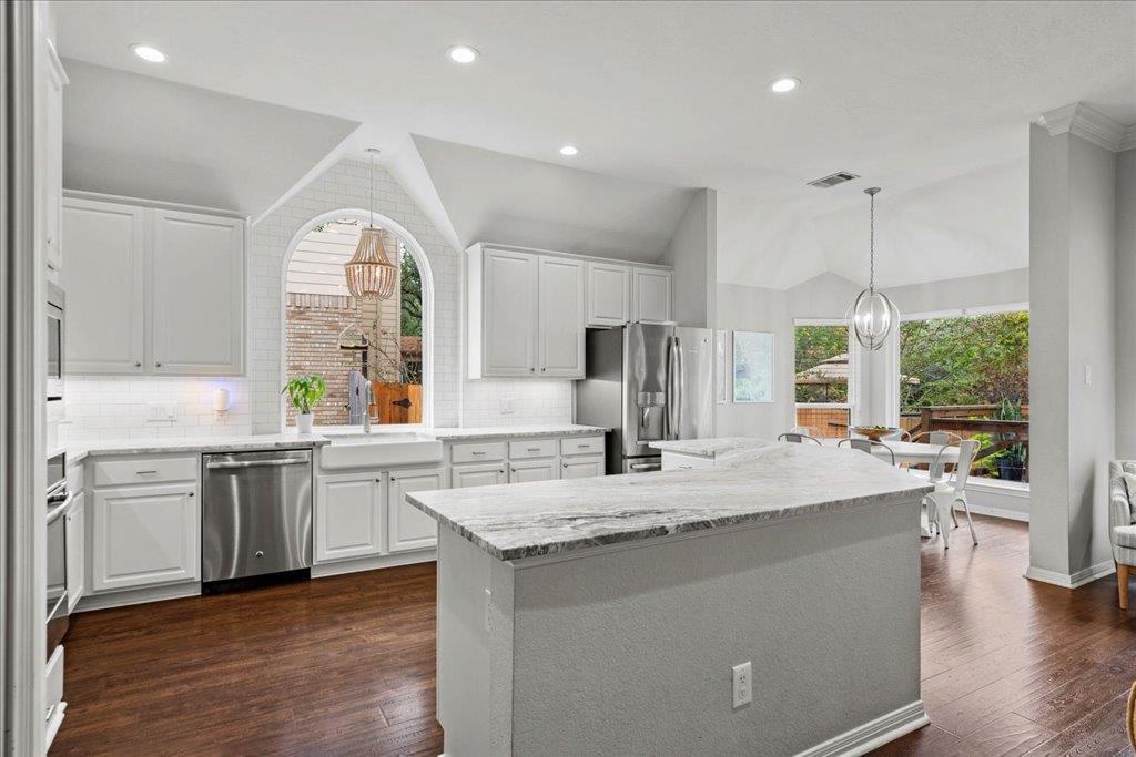 10744 Chestnut Ridge Rd, Austin, TX 78726