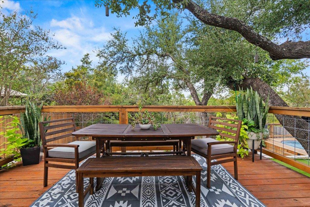 10744 Chestnut Ridge Rd, Austin, TX 78726