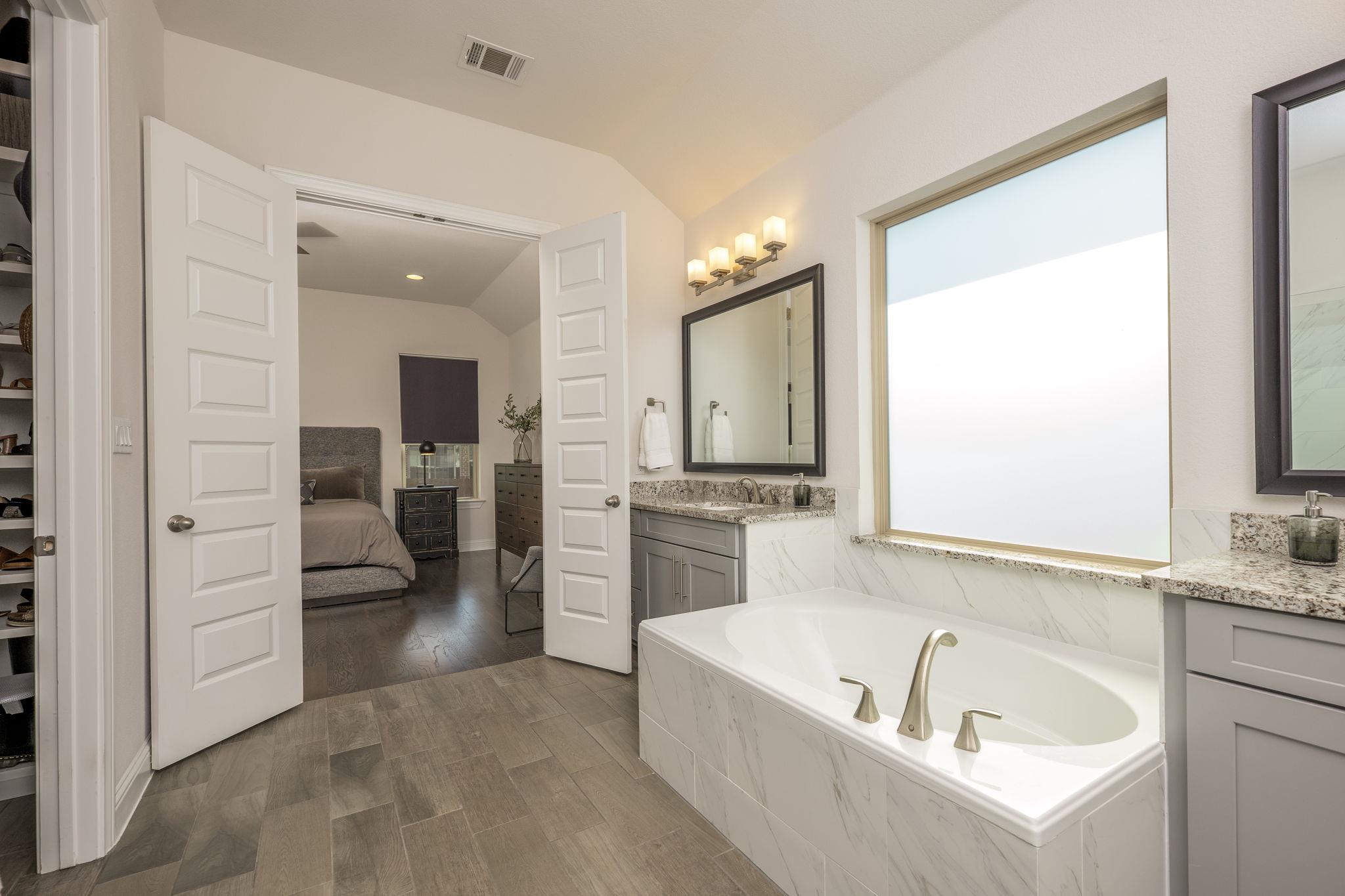 18613 Rio Chama Ln, Austin, TX 78738