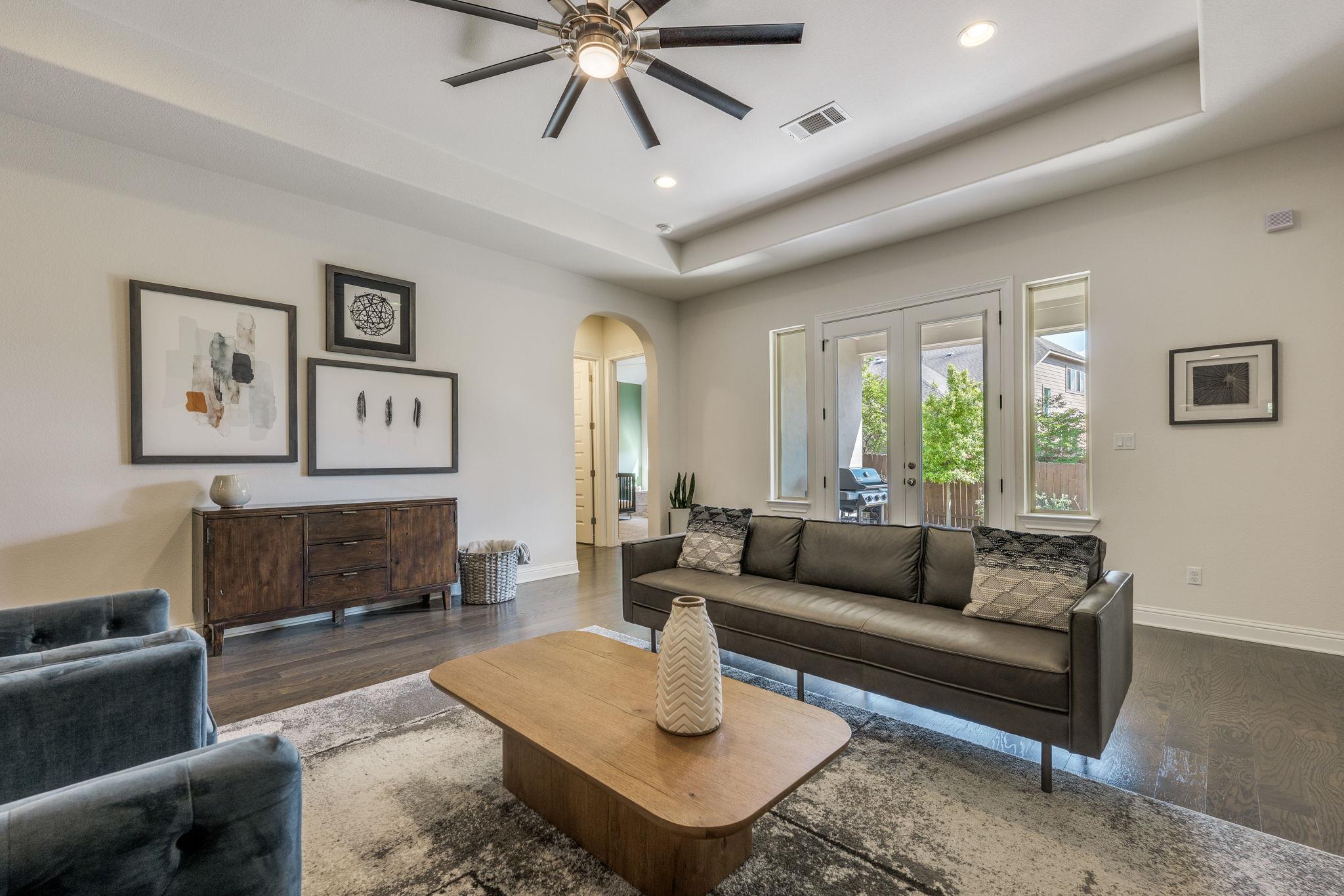 18613 Rio Chama Ln, Austin, TX 78738