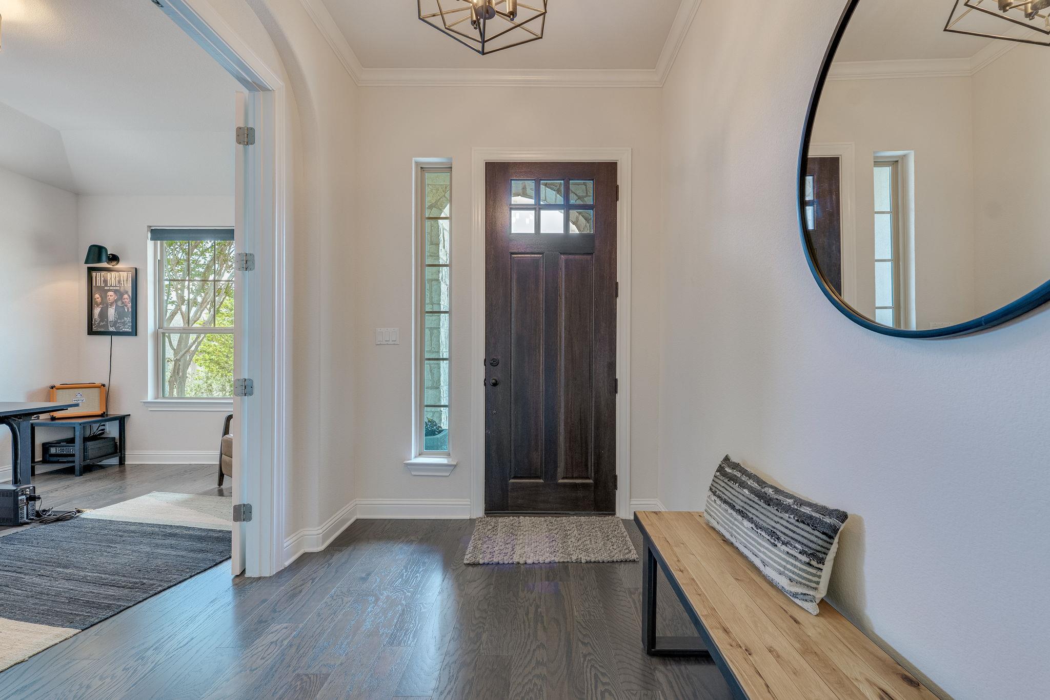 18613 Rio Chama Ln, Austin, TX 78738