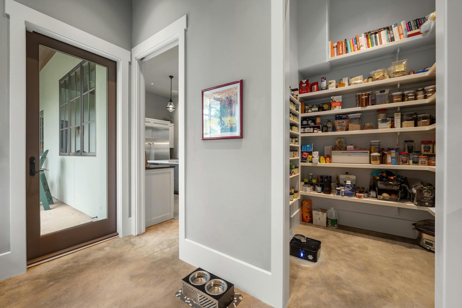 1330 Ranchers Club Ln, Driftwood, TX 78619