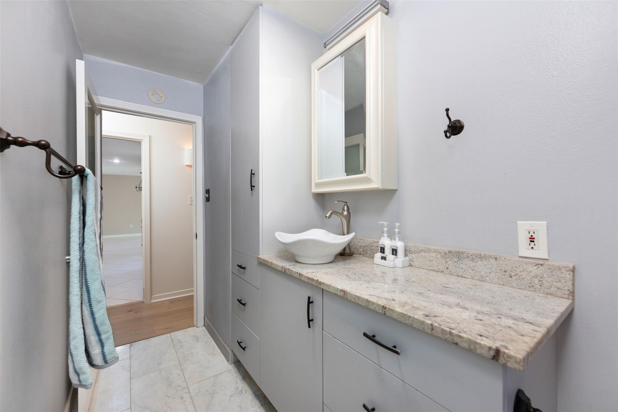 11502 Oakwood Dr, Austin, TX 78753