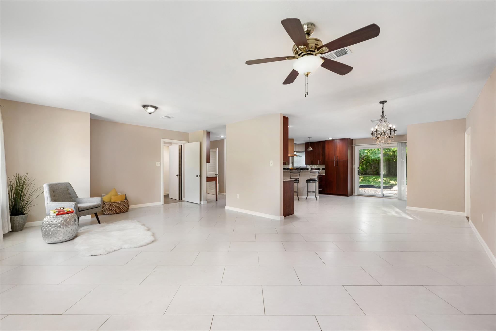 11502 Oakwood Dr, Austin, TX 78753