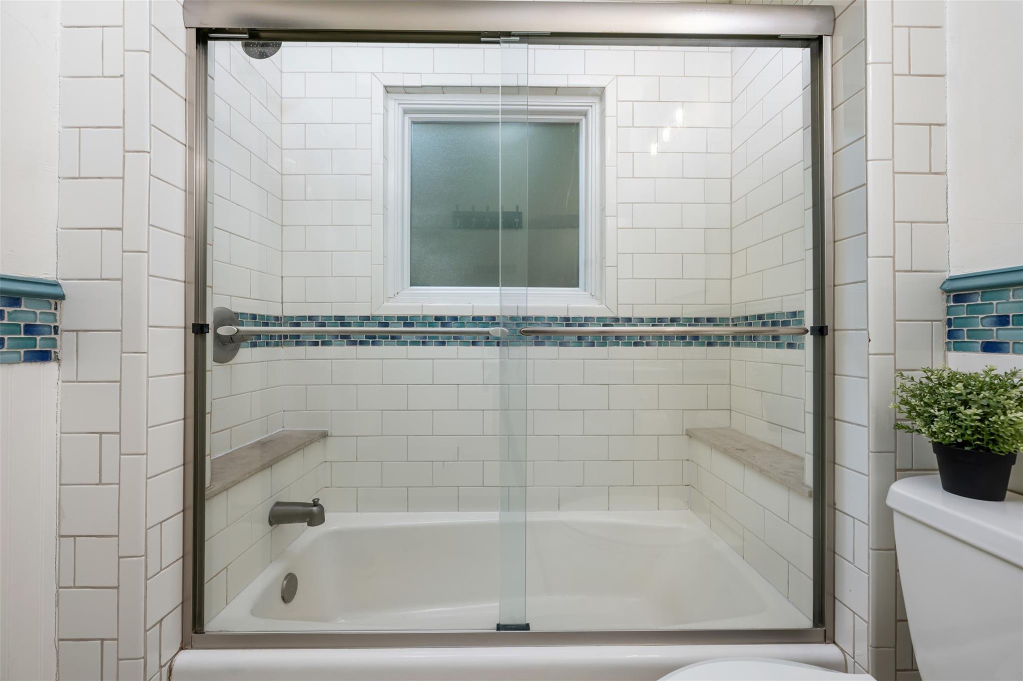 11502 Oakwood Dr, Austin, TX 78753