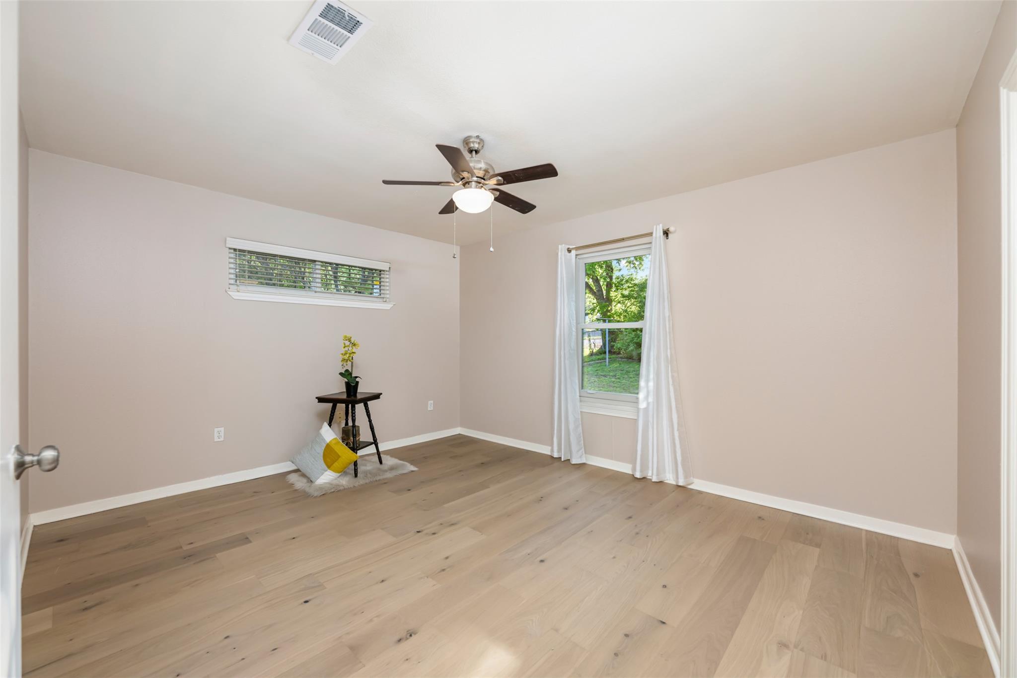 11502 Oakwood Dr, Austin, TX 78753