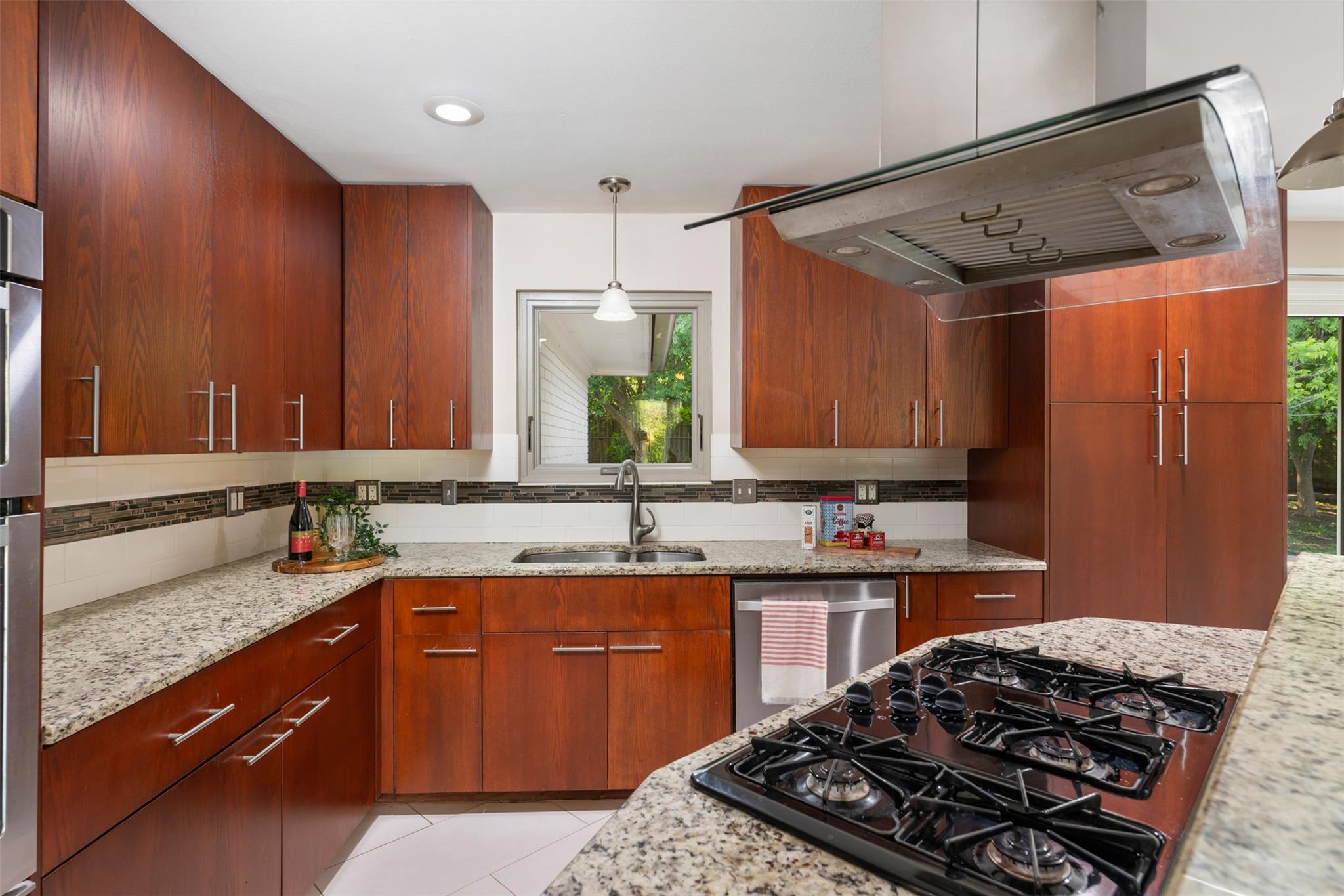 11502 Oakwood Dr, Austin, TX 78753