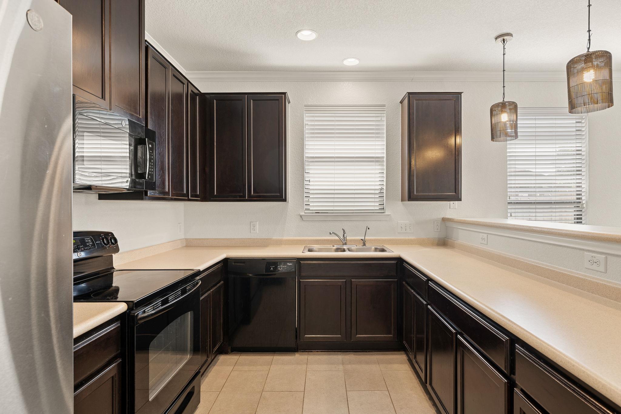 837 Oatmeal Dr, Pflugerville, TX 78660