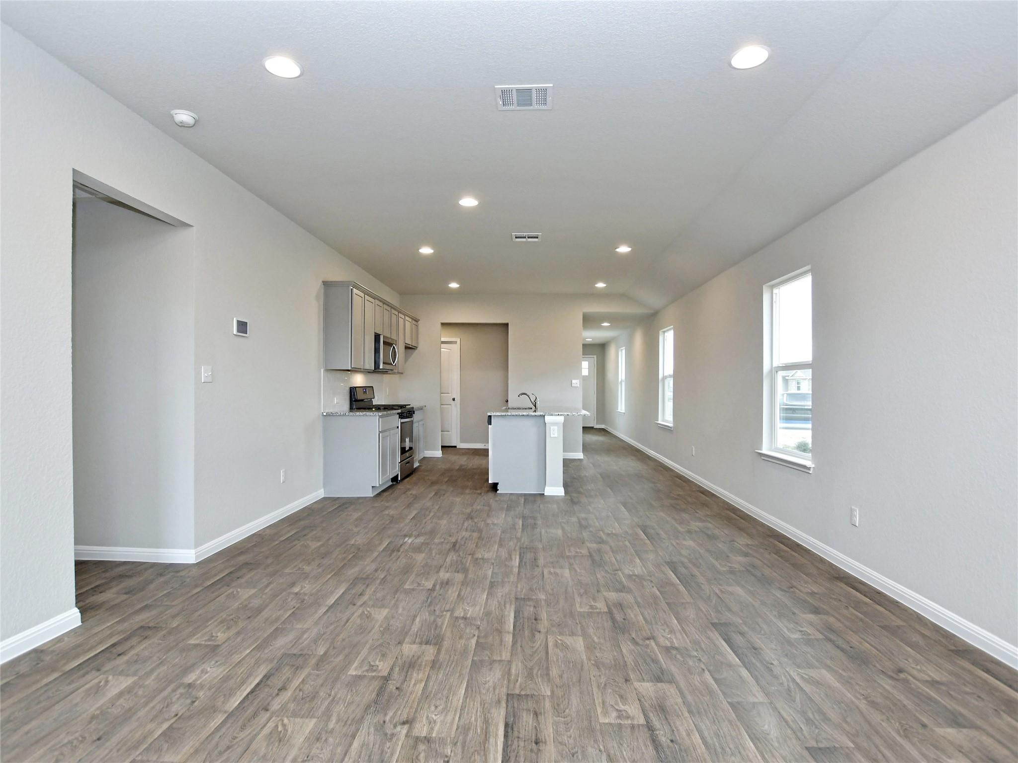 708 Roaring Fork Rd, Bastrop, TX 78602