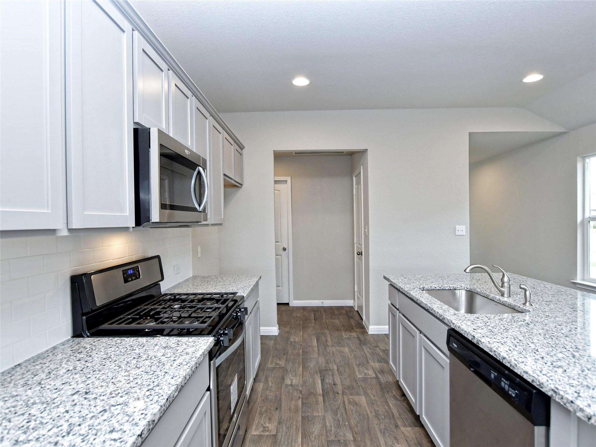 708 Roaring Fork Rd, Bastrop, TX 78602