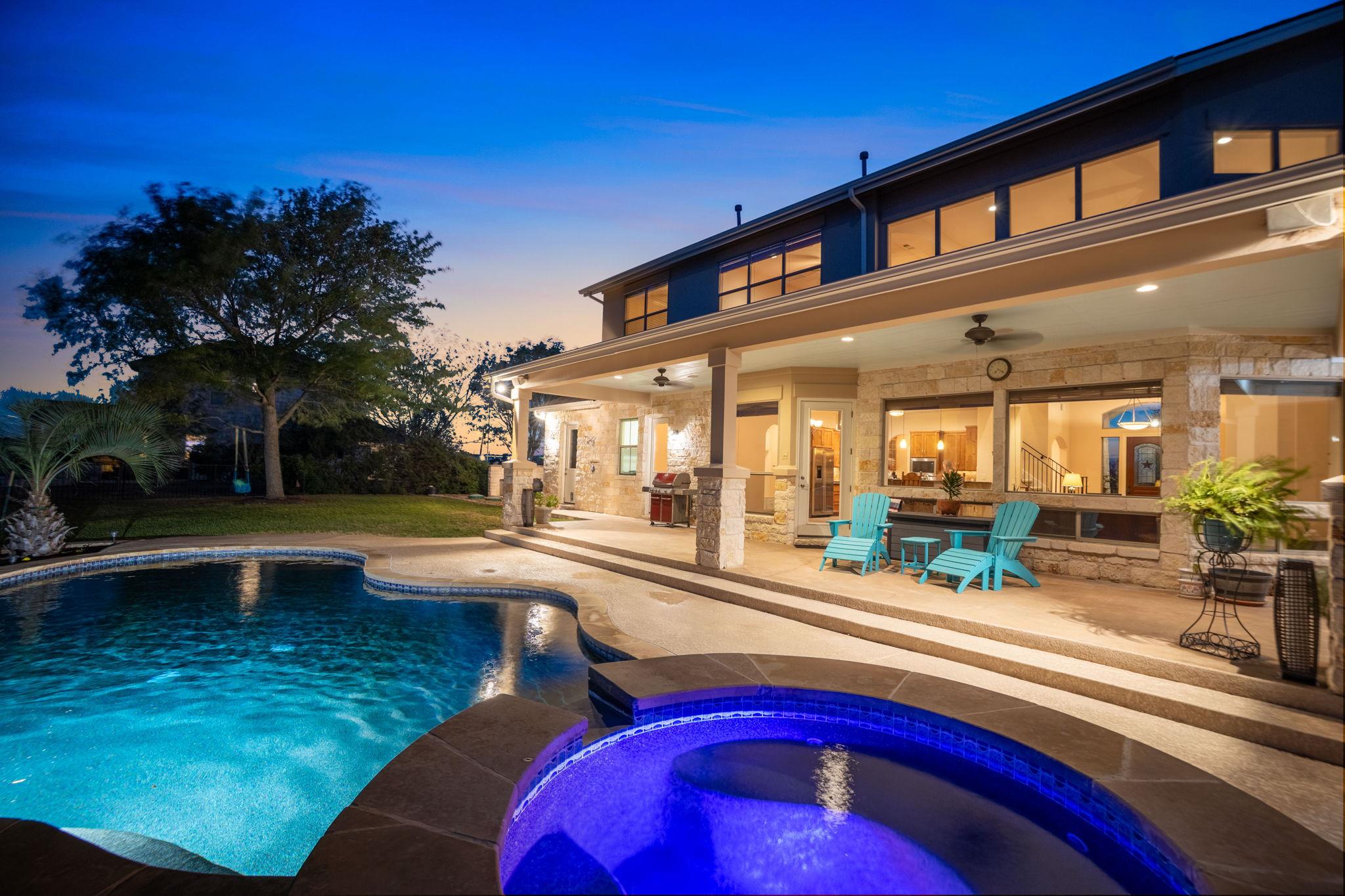 12407 Aquaplex Dr, Buda, TX 78610