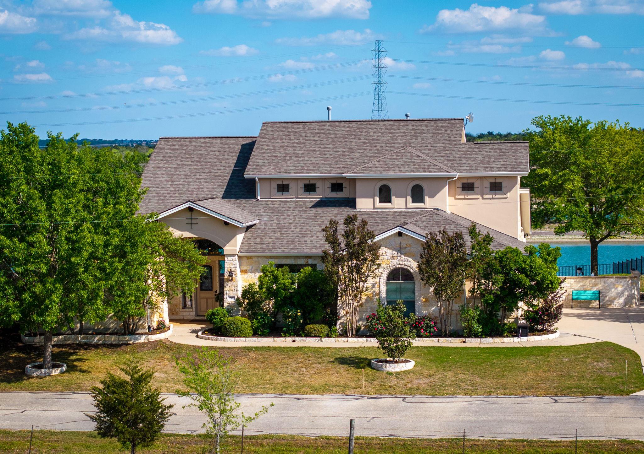 12407 Aquaplex Dr, Buda, TX 78610