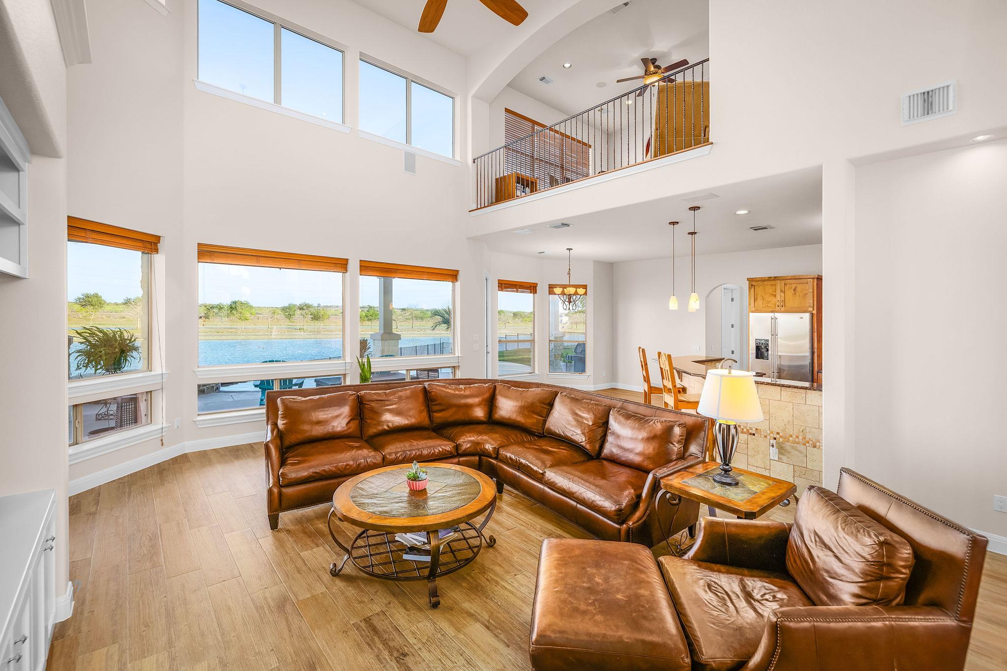 12407 Aquaplex Dr, Buda, TX 78610