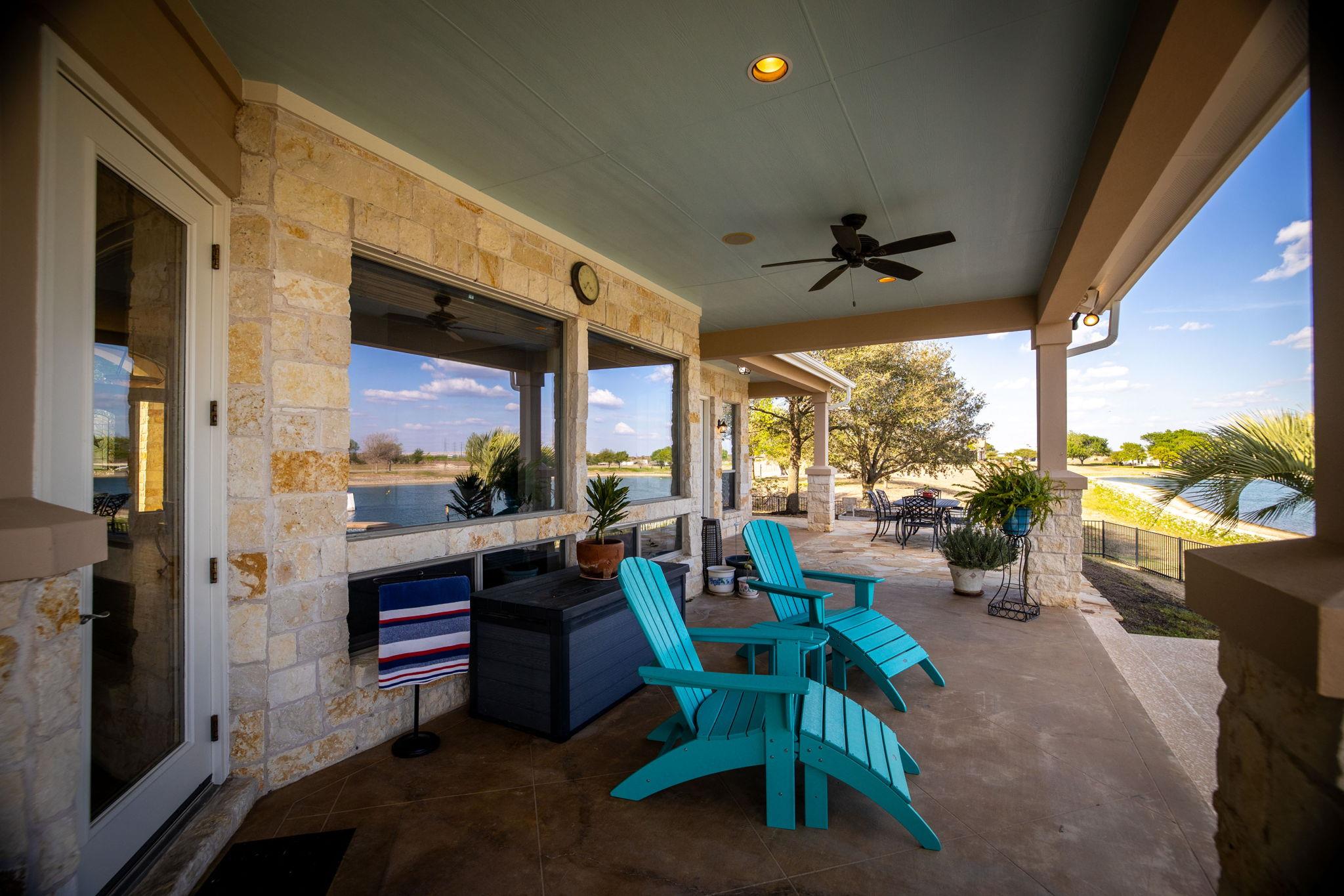 12407 Aquaplex Dr, Buda, TX 78610