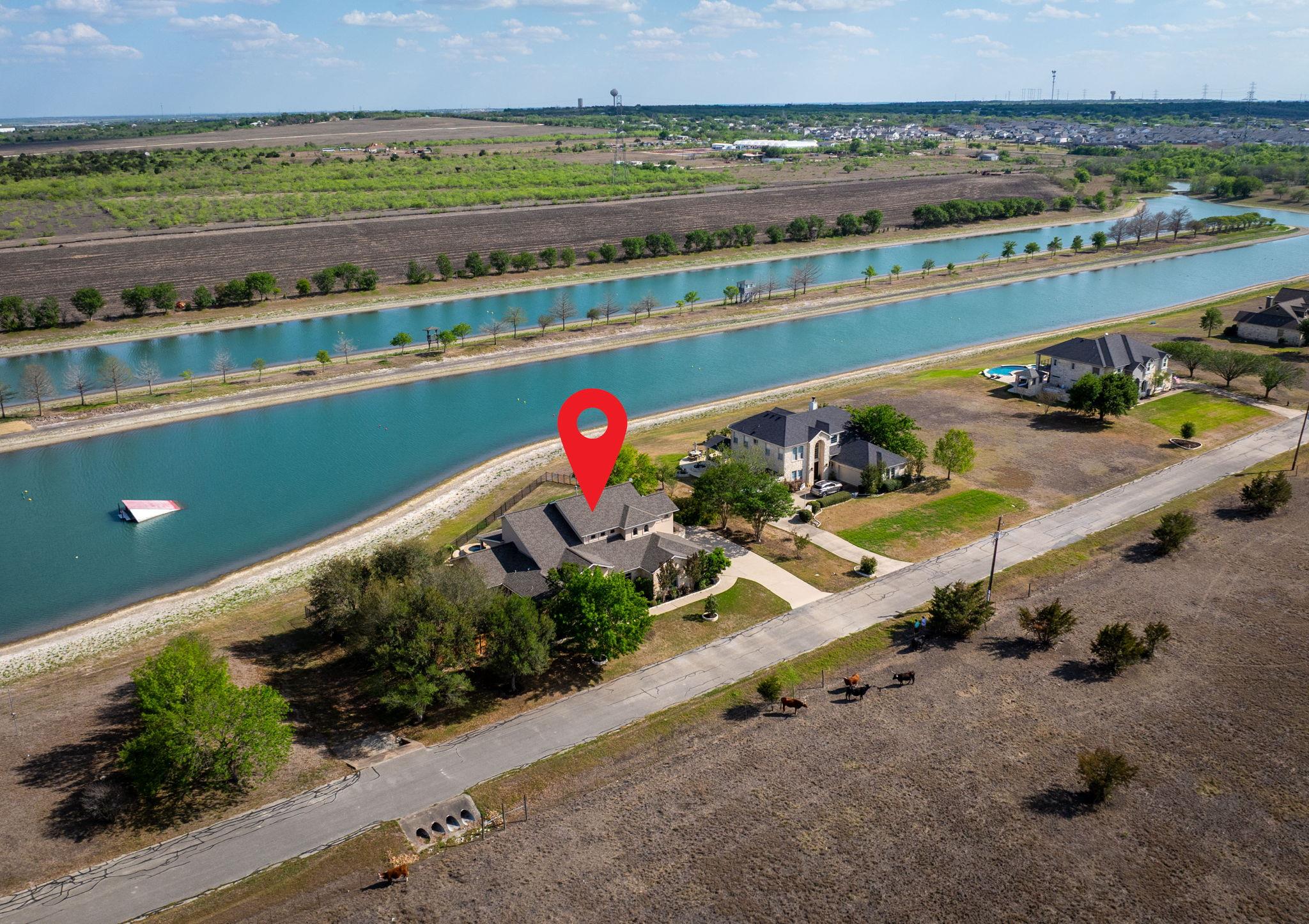 12407 Aquaplex Dr, Buda, TX 78610