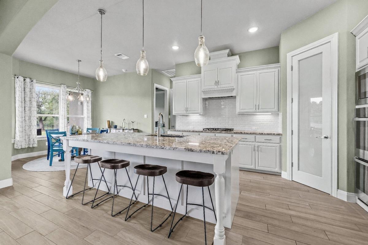 329 Independence Dr, Georgetown, TX 78633