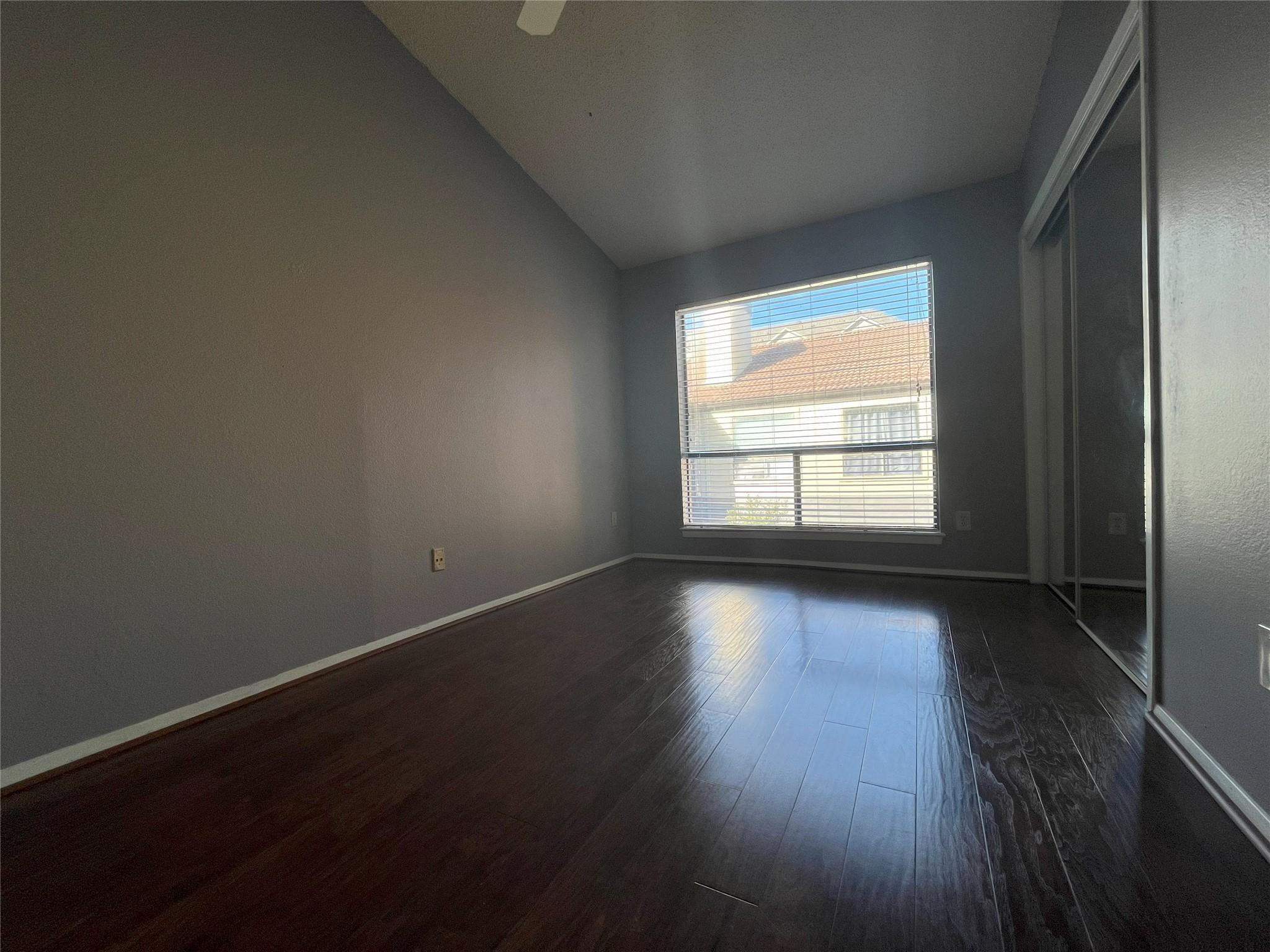 806 W 24th St # 303, Austin, TX 78705