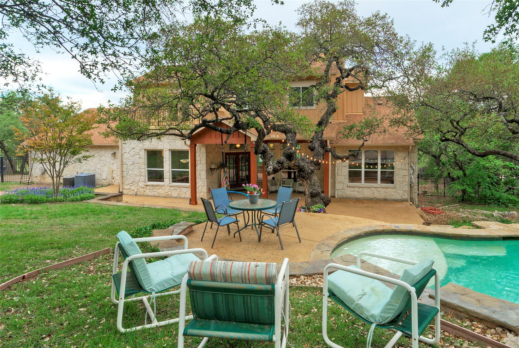 124 Summer Oak Ct, Georgetown, TX 78628